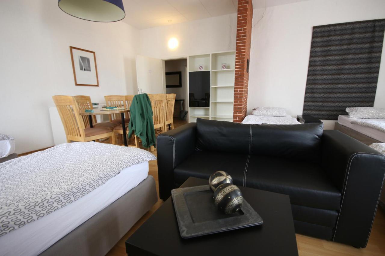 אוברהאוזן Moderne Studio Apartments Und 120Qm Wohnungen In Oberhausen, Ideal Fuer Geschaeftsreisende Und Monteure מראה חיצוני תמונה