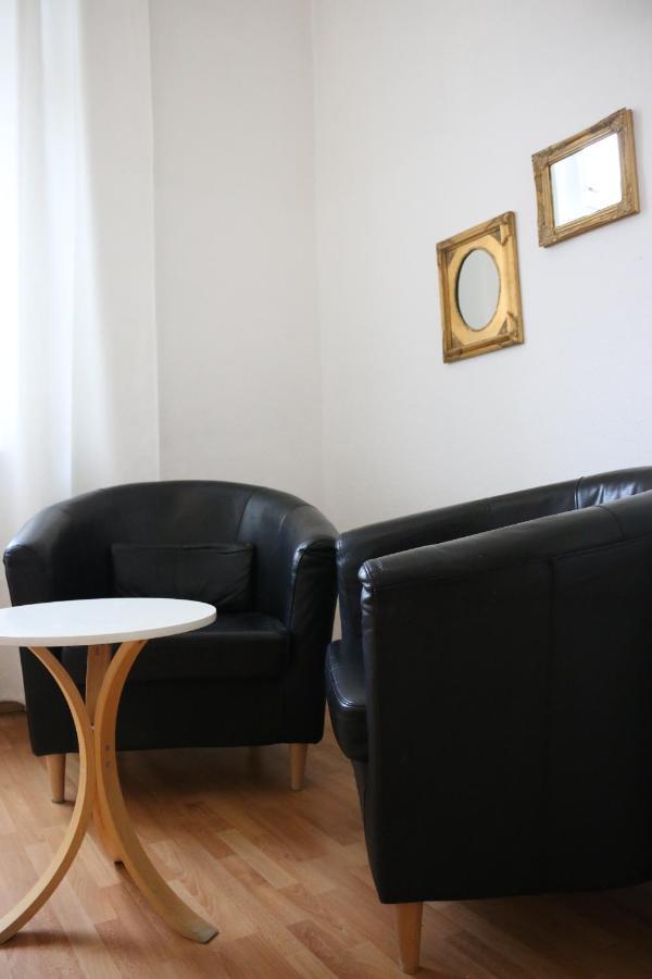 אוברהאוזן Moderne Studio Apartments Und 120Qm Wohnungen In Oberhausen, Ideal Fuer Geschaeftsreisende Und Monteure מראה חיצוני תמונה