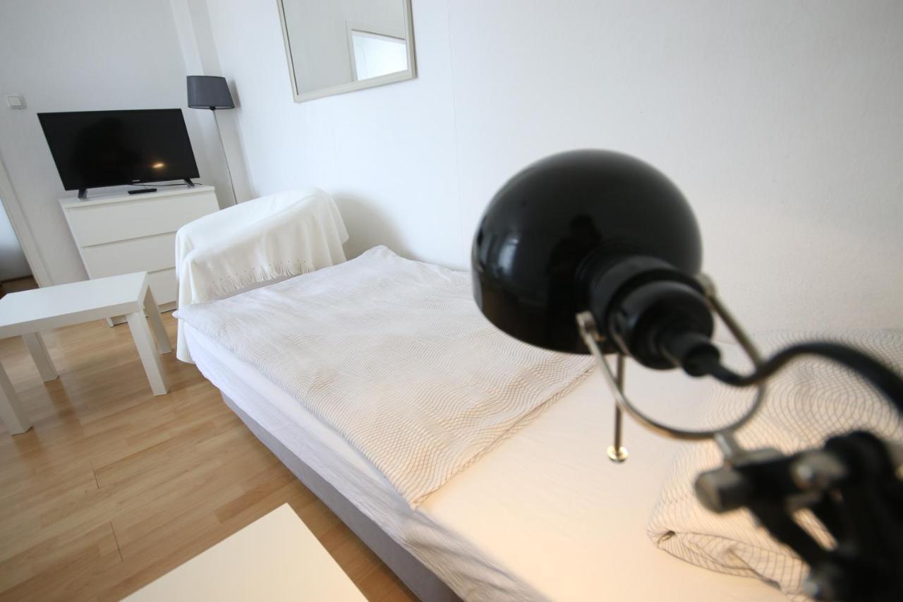 אוברהאוזן Moderne Studio Apartments Und 120Qm Wohnungen In Oberhausen, Ideal Fuer Geschaeftsreisende Und Monteure מראה חיצוני תמונה