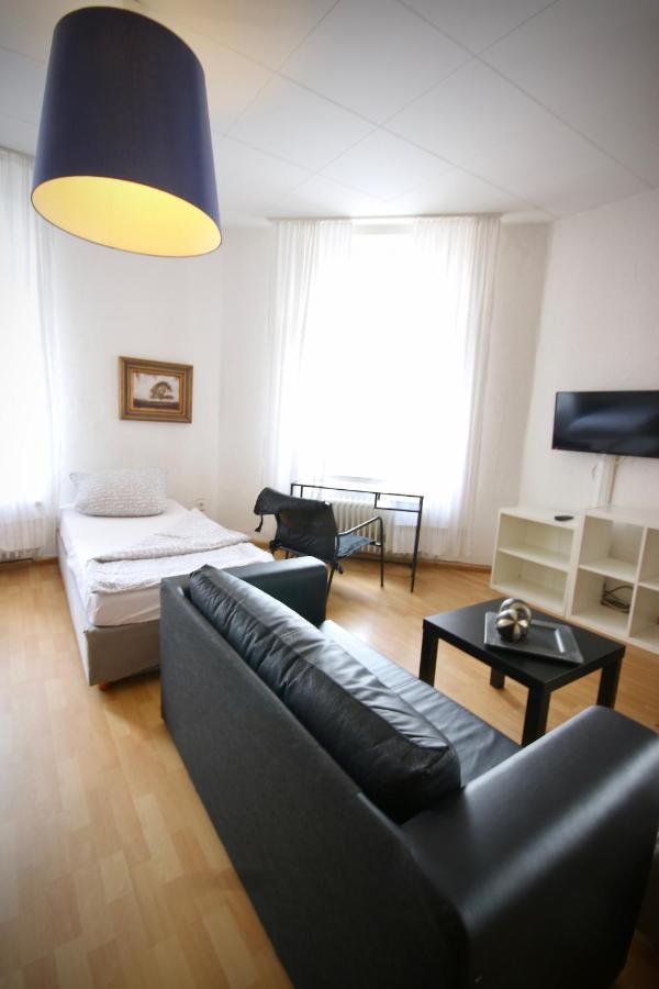 אוברהאוזן Moderne Studio Apartments Und 120Qm Wohnungen In Oberhausen, Ideal Fuer Geschaeftsreisende Und Monteure מראה חיצוני תמונה